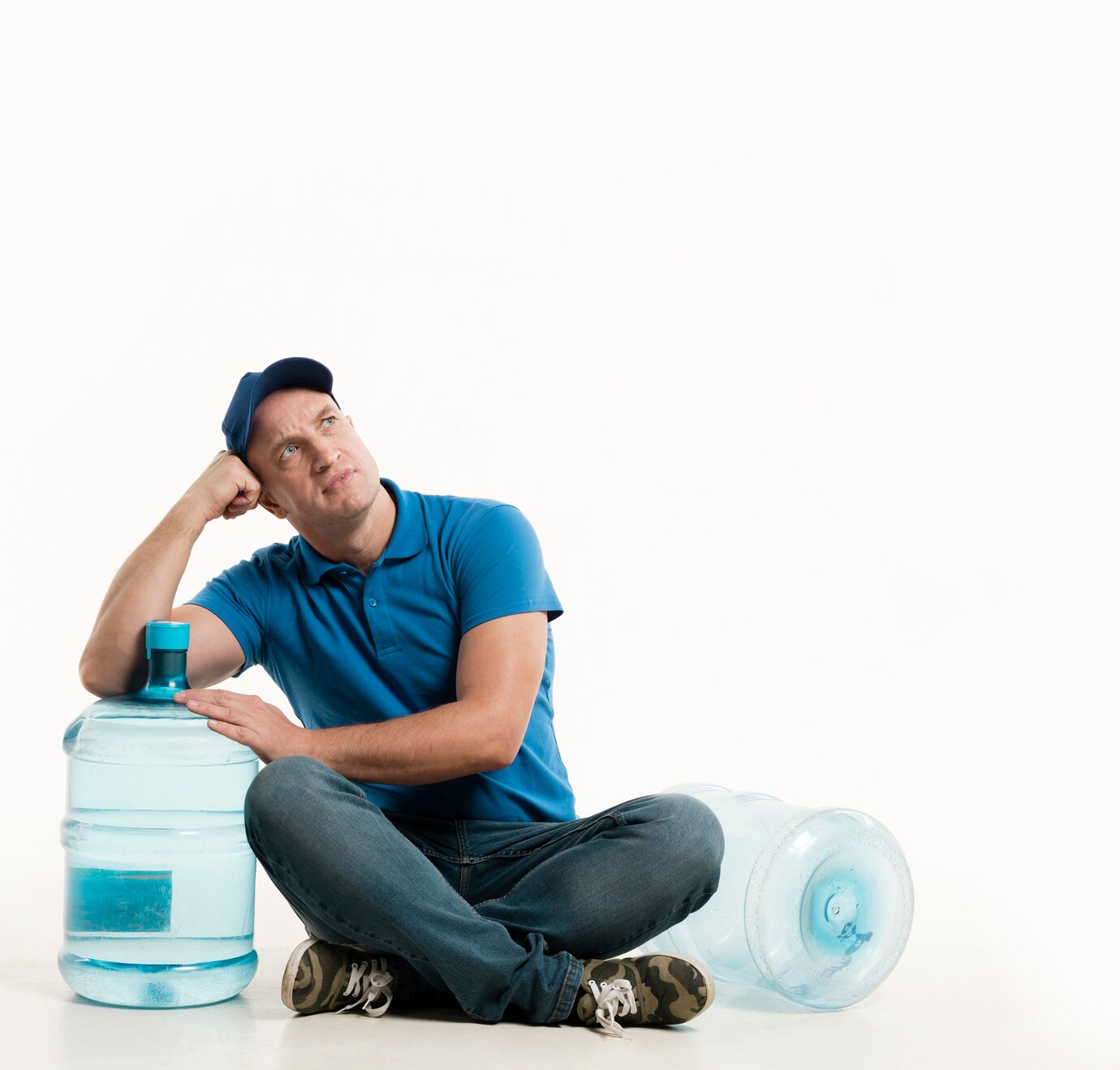 front-view-of-delivery-man-posing-with-water-bottle_23-2148382513.jpg